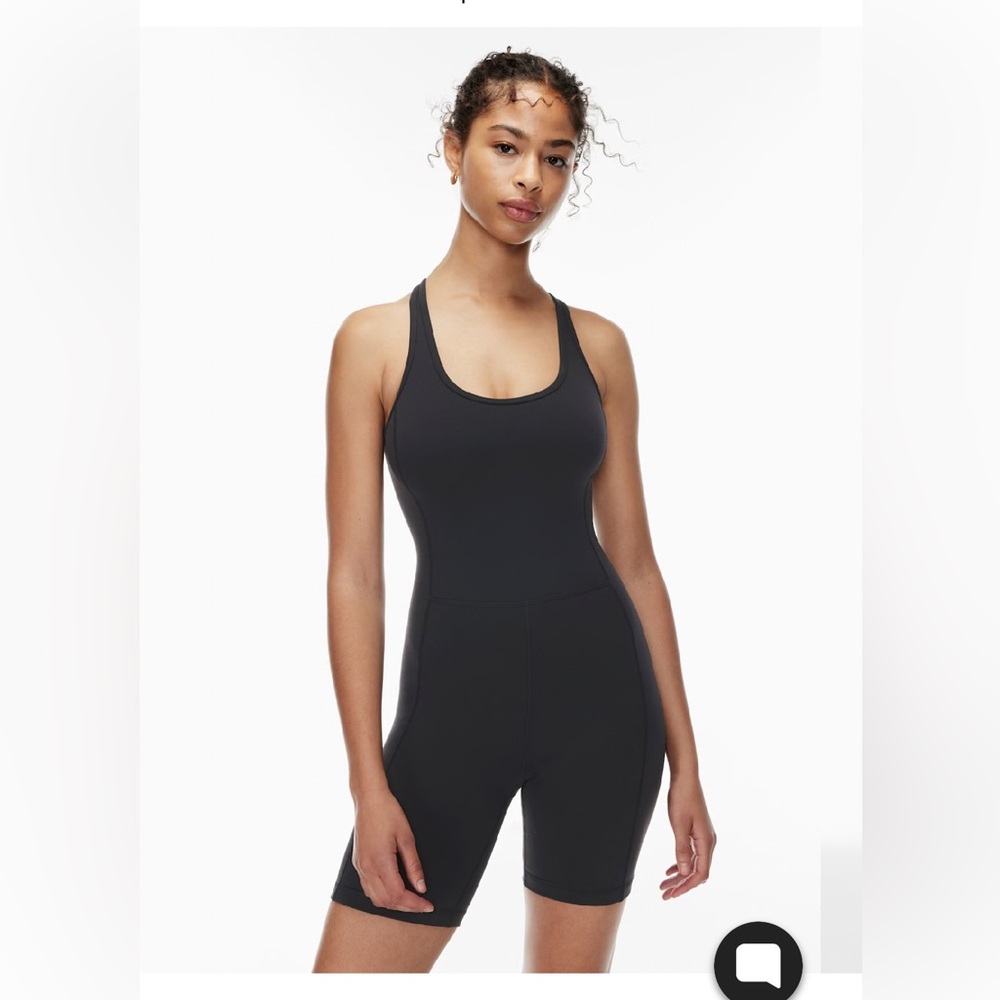 💚 NWT Aritzia TnaLIFE™ Surge Romper Cross-back RARE COLOR Green 😍 - Picture 7 of 11